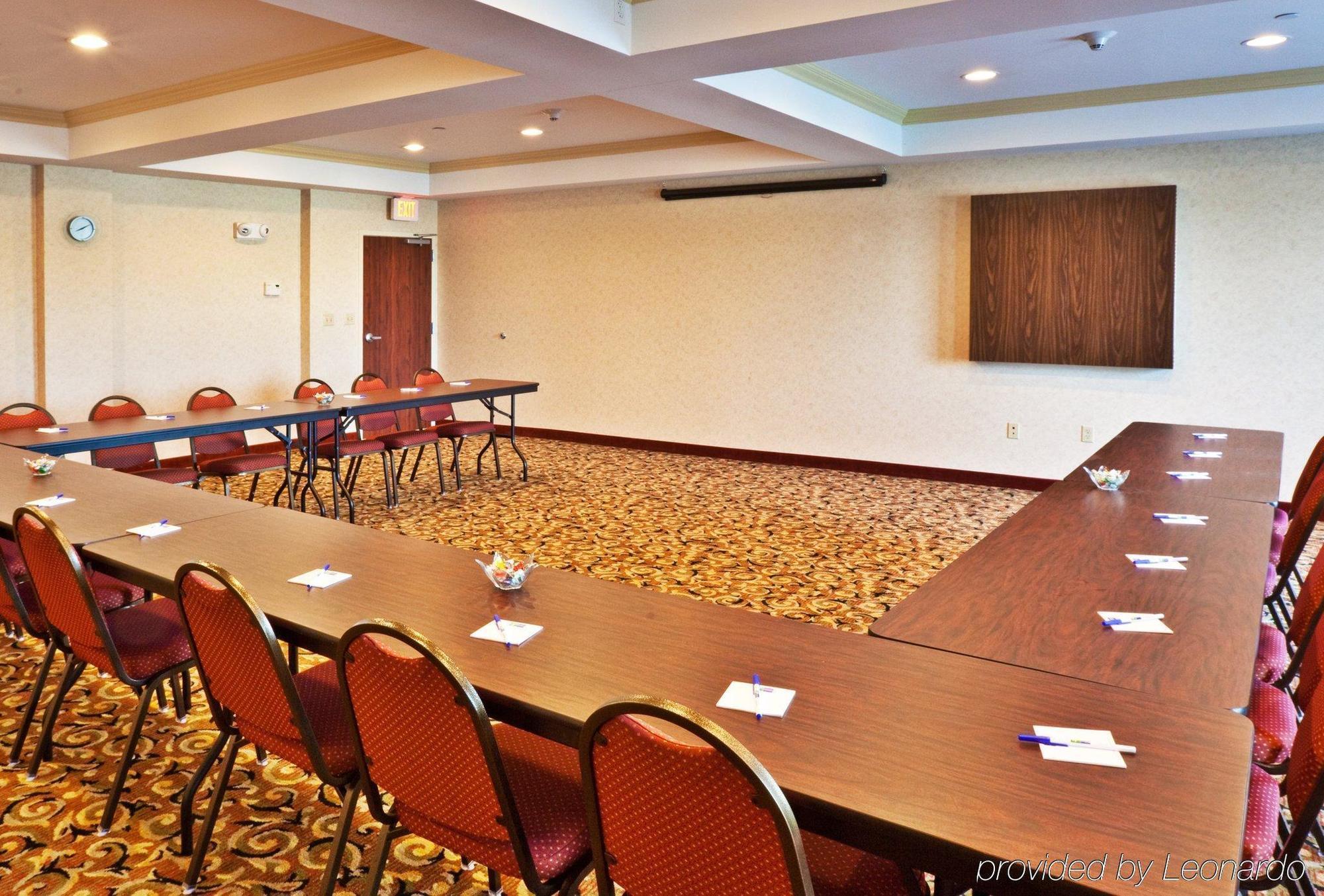 Holiday Inn Express Hotel & Suites Muskogee By Ihg Экстерьер фото